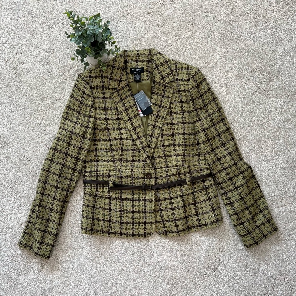 Women’s - Two Piece - Suit - Picture 9 of 15